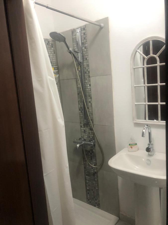 Villa Thermopilon Larnaca Bagian luar foto
