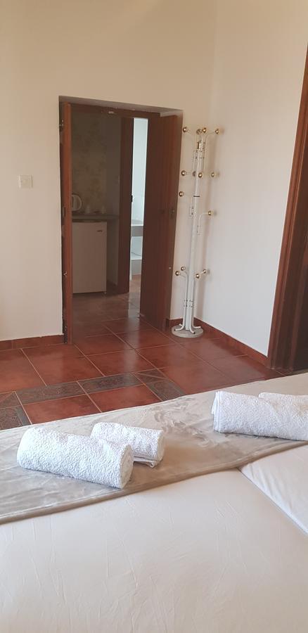 Villa Thermopilon Larnaca Bagian luar foto