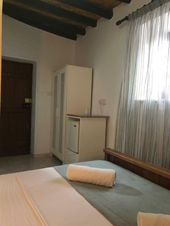 Villa Thermopilon Larnaca Bagian luar foto