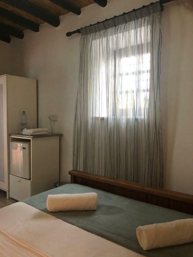 Villa Thermopilon Larnaca Bagian luar foto